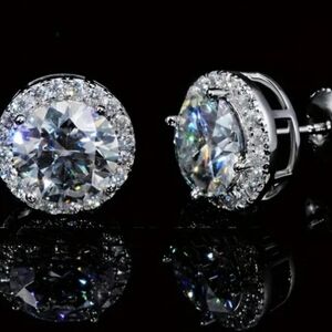VVS1 ROUND CUT MOISSANITE Earrings 2 Carats 2 Earrings BRAND NEW